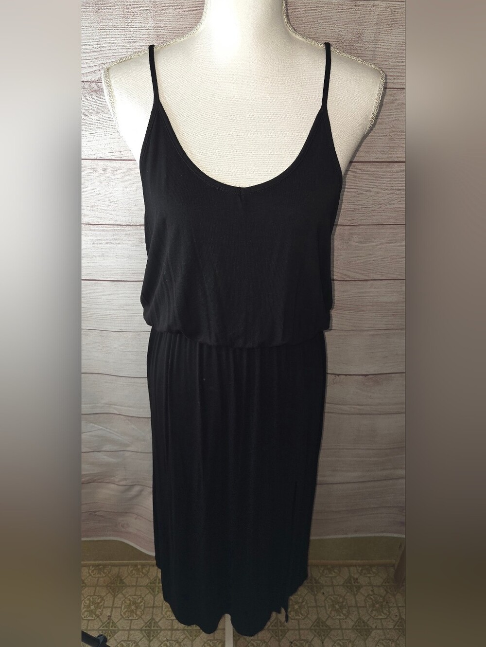 Olivia Rae Maxi Dress Size Large